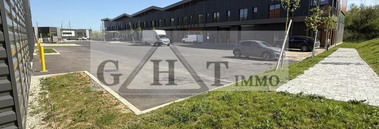 Local industriel  849 m² à louer à Coupvray (77700)