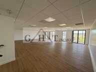 LOCATION – LOCAUX D’ACTIVITÉS NEUFS – COUPVRAY — photo 3