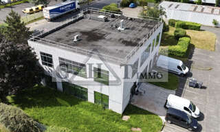 Bureau  206 m² à louer à Les Ulis (91940)