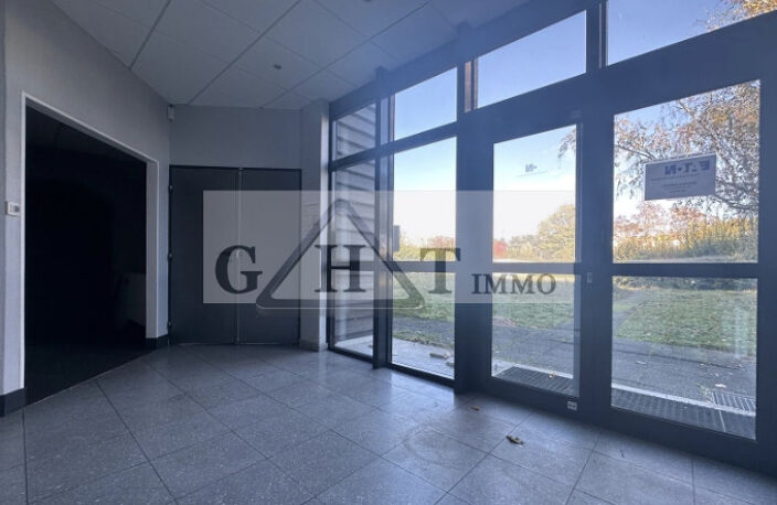 À louer un local d'activités de 206 m²- LES ULIS — photo 3