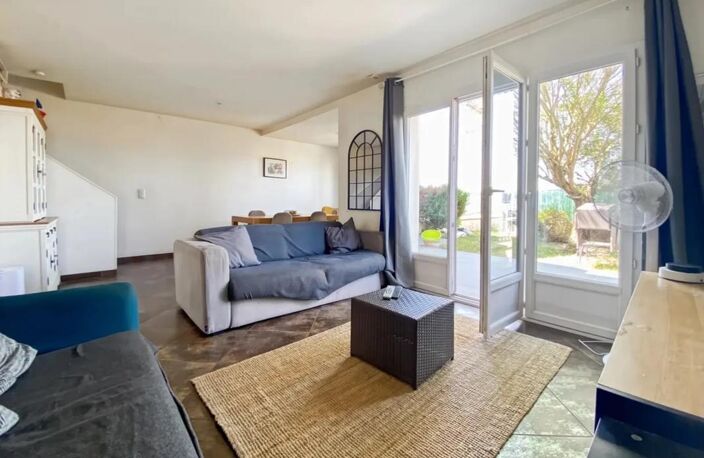 Maison de 4 pièces de 100 m² à Saint-Cyr-l'École — photo 2
