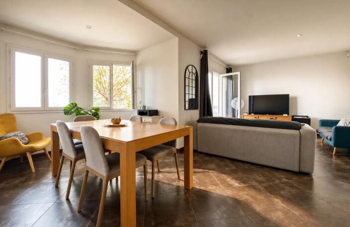 Maison de 4 pièces de 100 m² à Saint-Cyr-l'École — photo 3