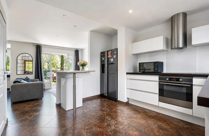 Maison de 4 pièces de 100 m² à Saint-Cyr-l'École — photo 5