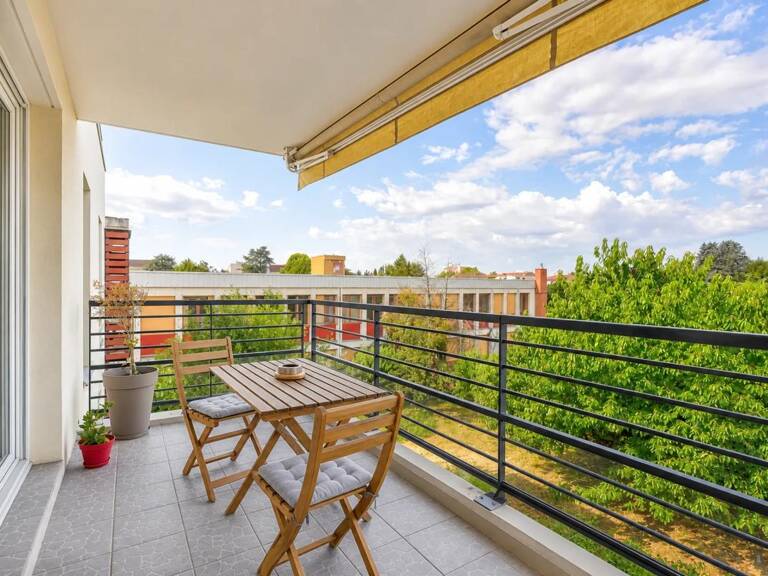 Appartement de 3 pièces de 67,30 m² à Vaulx-en-Velin — photo 1