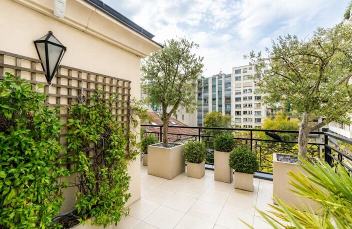 Luxueux Duplex de 140 m² avec Terrasse à Paris 16e — photo 2