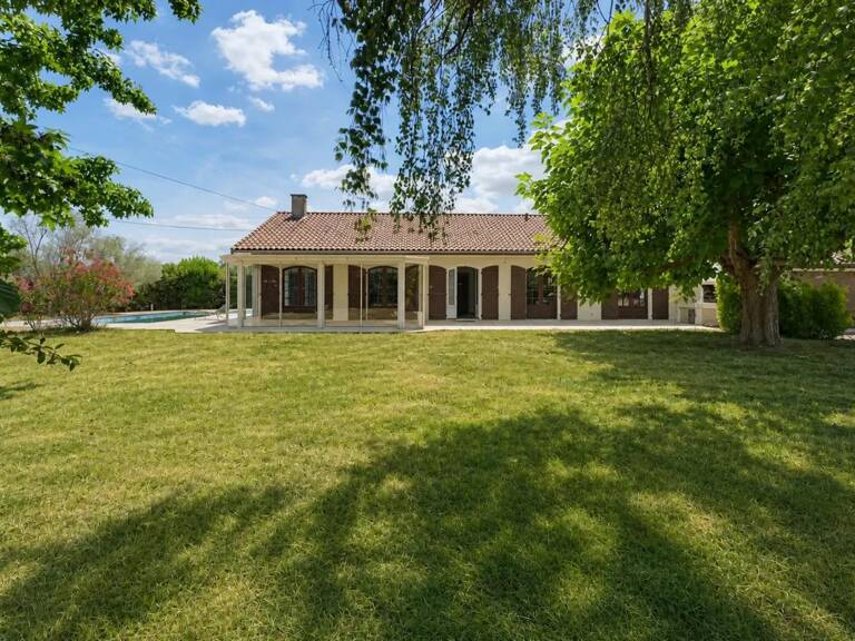 Maison de 6 pièces de 142 m² à Sallebœuf — photo 1