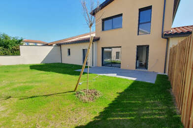 Maison 4 pièces 1570 €