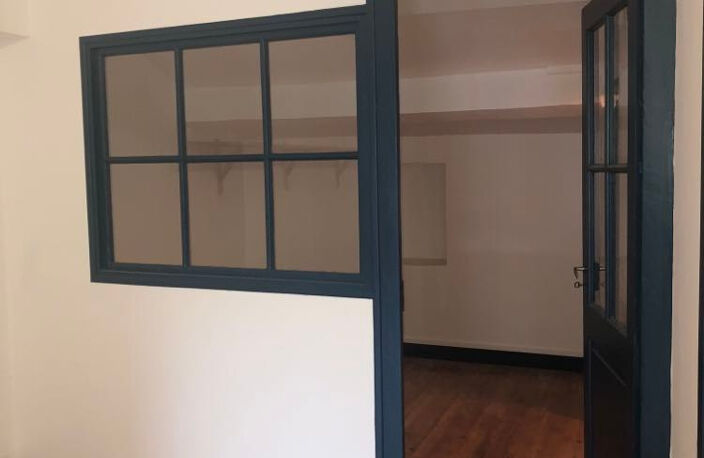 À Annonay, appartement de 29m2 à louer — photo 3
