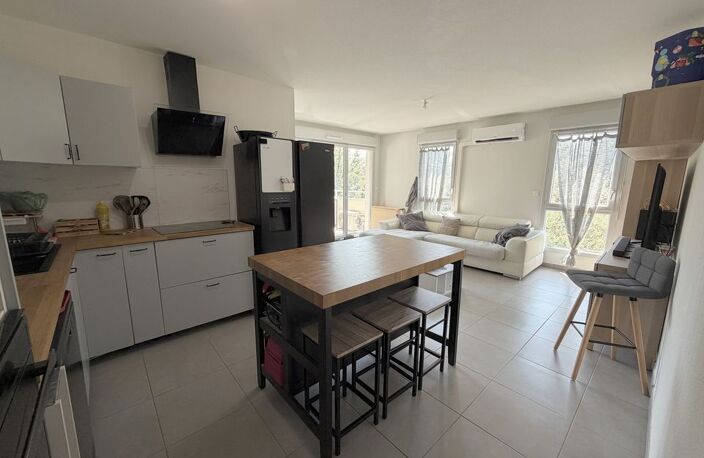 APPARTEMENT T4 DE 79m² / DERNIER ETAGE / BALCON / DOUBLE PLACE — photo 3