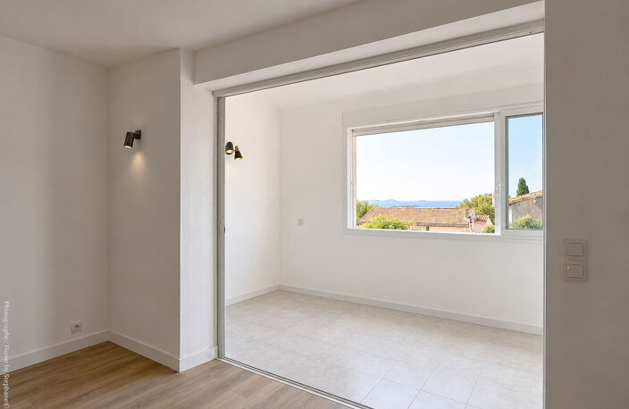 TYPE 4/5 BANDOL    VUE MER et JARDIN  PRIVATIF — photo 4