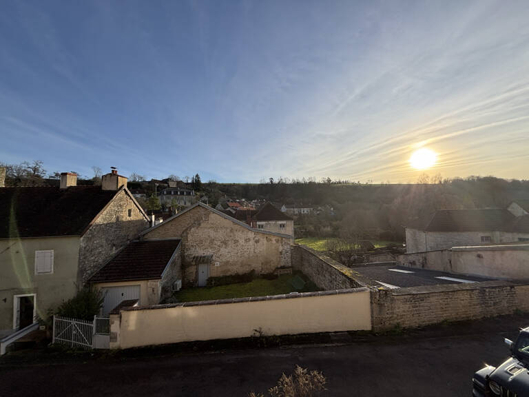 AIGNAY LE DUC  Maison du XVIè s de 125 m2 avec une terrasse — photo 1