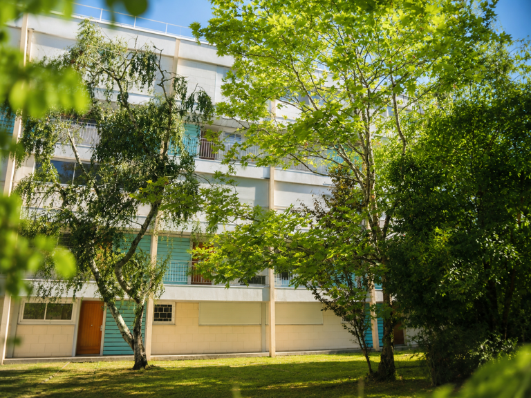 Pessac - T4 en duplex - Proche Centre et Domaine Universitai — photo 1