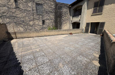 Carpentras   T3 avec terrasse de 50 m2, balcon, parking et c — photo du bien