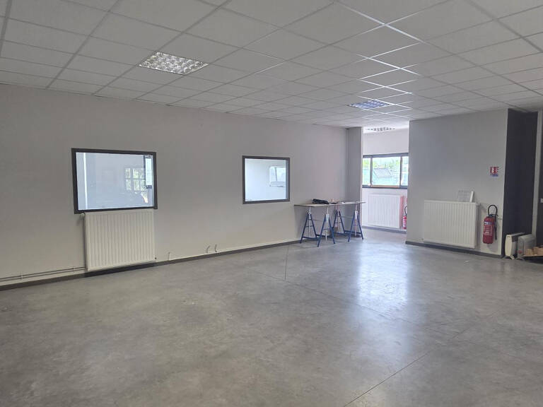 CELLULE D'ACTIVITE A LOUER ANGERS OUEST — photo 1