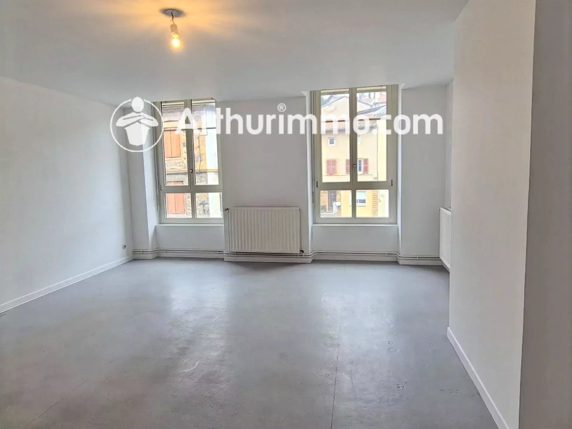 Appartement 4 pièces 97 m² · à Saint-Forgeux · 97 m² · 805 €/mois