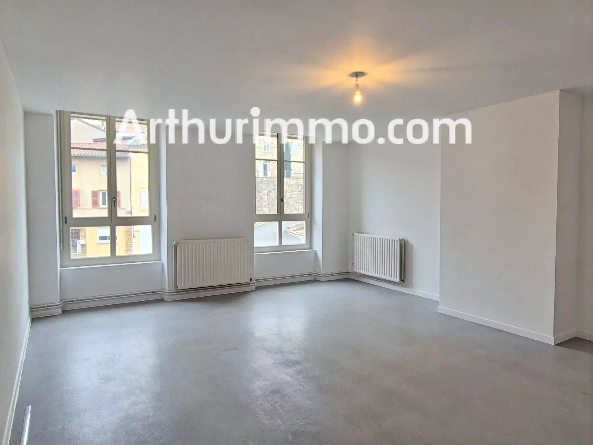 Appartement 4 pièces 97 m² · à Saint-Forgeux · 97 m² · 805 €/mois
