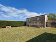 Maison de ville 'bourgeoise' 245 m² Pugnac — photo 3