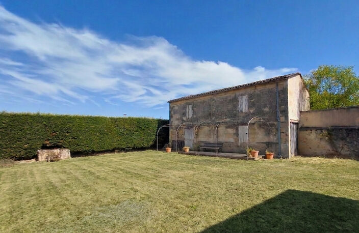 Maison de ville 'bourgeoise' 245 m² Pugnac — photo 3