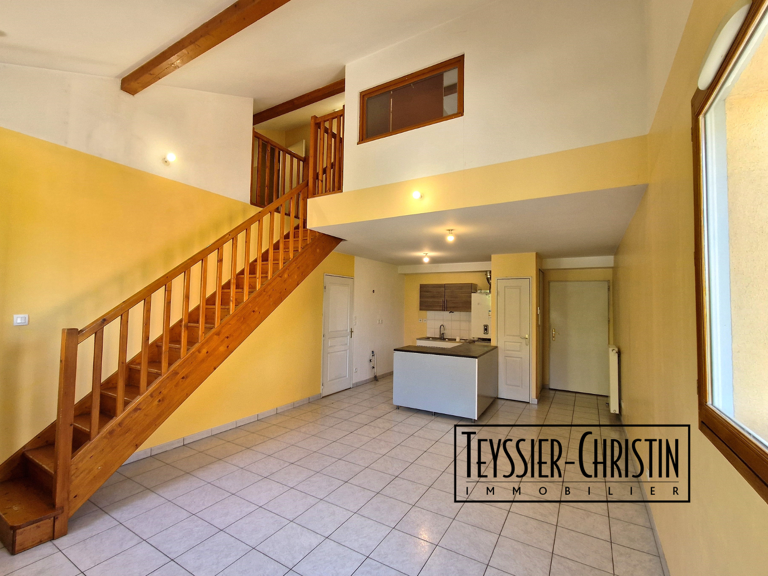 T4 Duplex face à l'église — photo 1