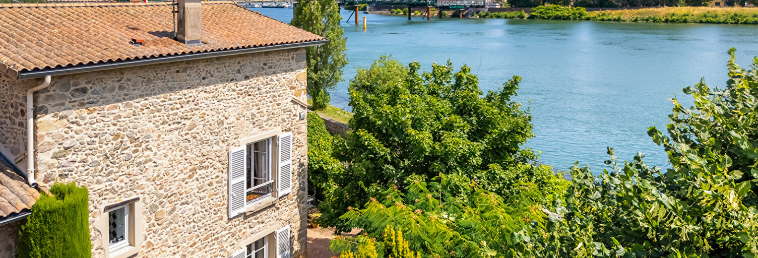 Maison 7 Pièces 280 m² à vendre à Condrieu (69420)