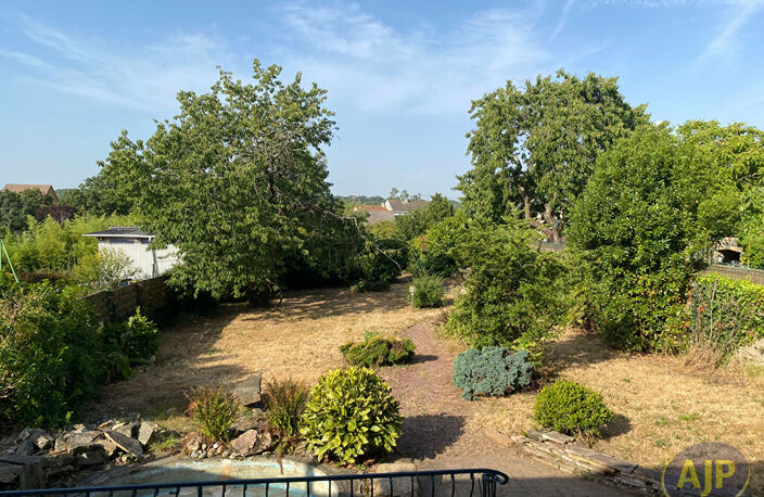 Maison à rénover avec jardin — photo 2