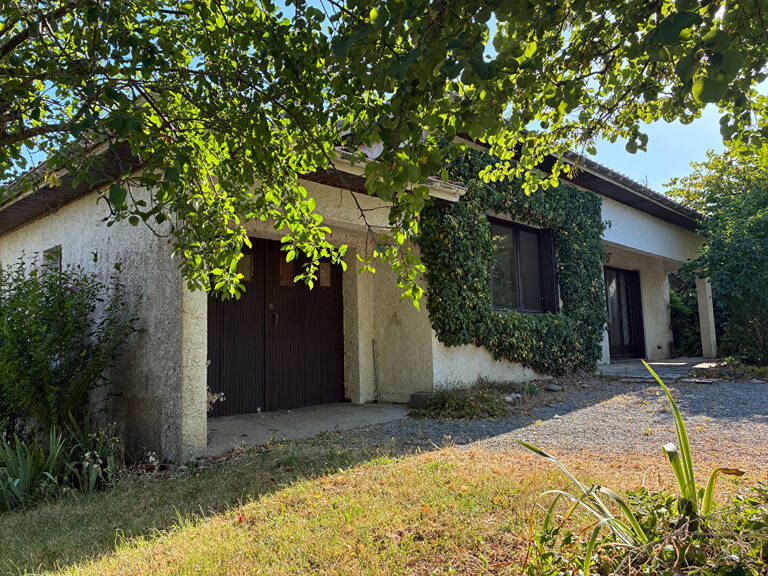 Maison de plain-pied avec vue dégagée sur la campagne, à deux pas de Cancon — photo 1