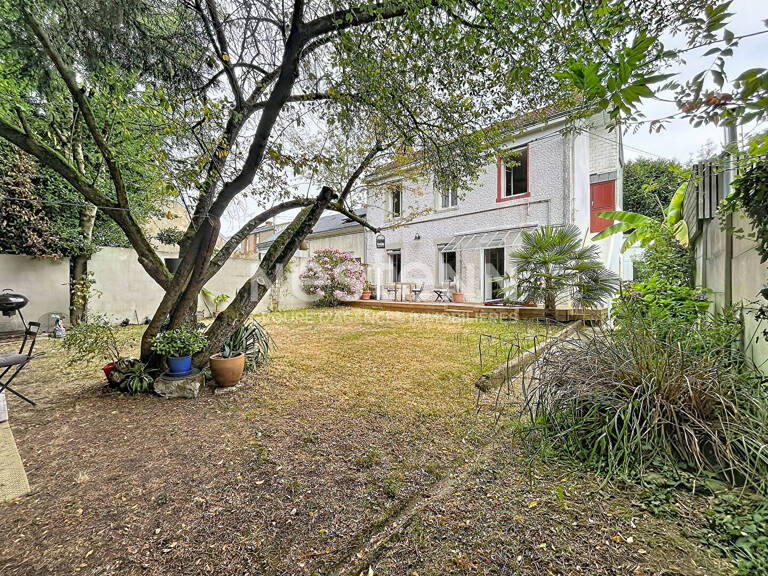 Maison 5 pièces 3 chambres  Secteur Zola à Nantes avec joli jardin au calme. — photo 1