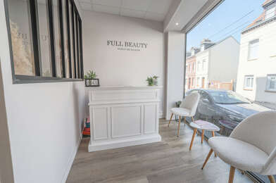 Commerce  810 €