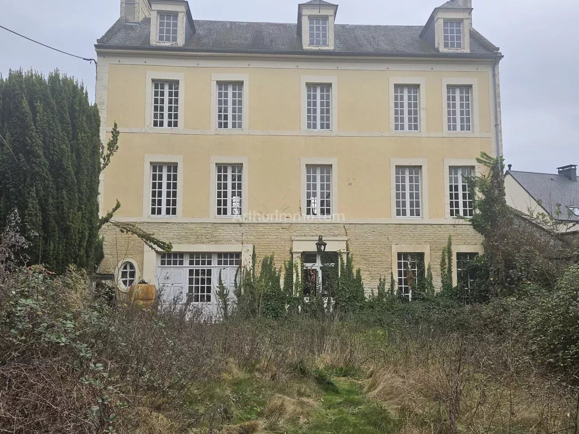 Maison 10 pièces 280 m² · à Caen · 280 m² · 367 500 €