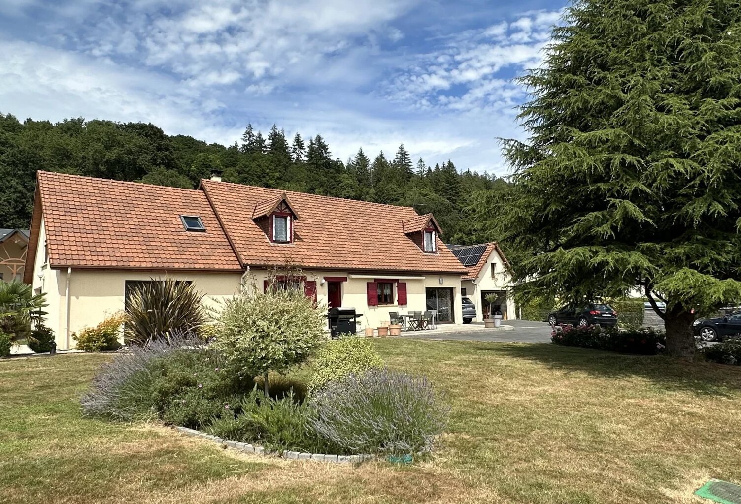 Spacieuse maison familiale 4 chambres — photo 1