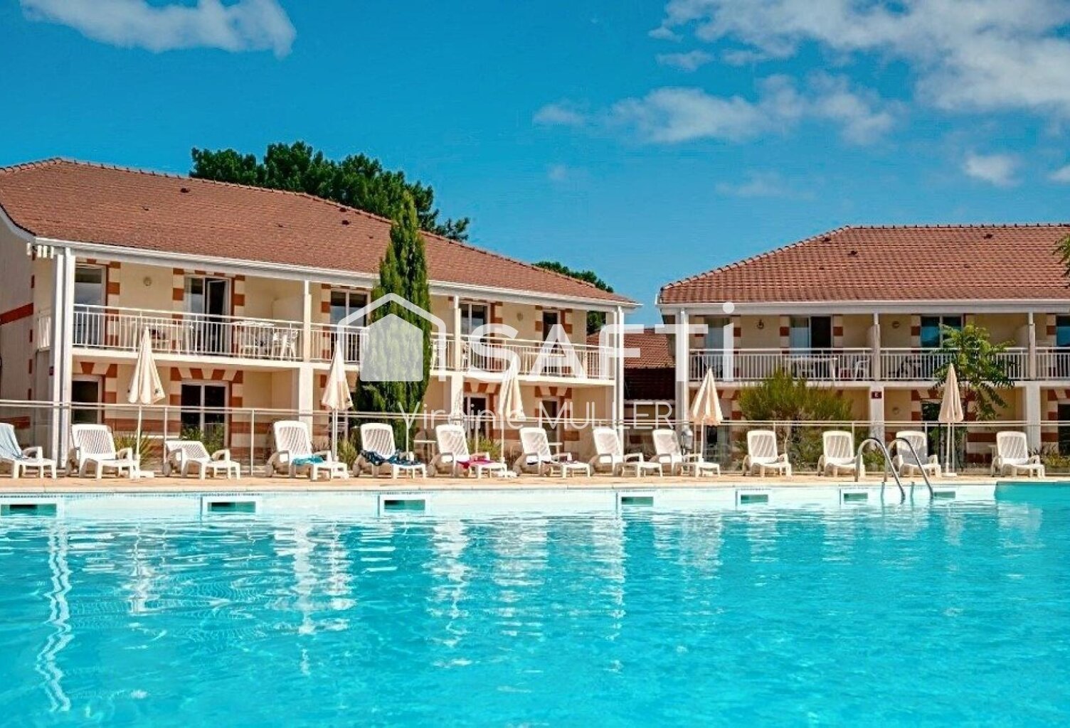T2 meublé avec balcon et piscine au Verdon-sur-Mer — photo 1