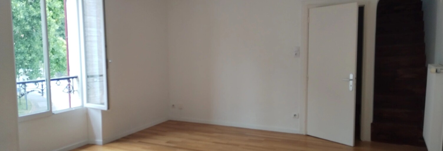 Immeuble  143 m² à vendre à Souppes-sur-Loing (77460)