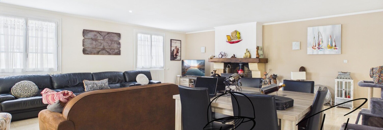 Immeuble  630 m² à vendre à Guîtres (33230)