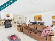Immeuble de 630m2 comprenant un ensemble de locaux commerciaux de 360m2 ainsi qu'une maison avec 6 chambres — photo 3