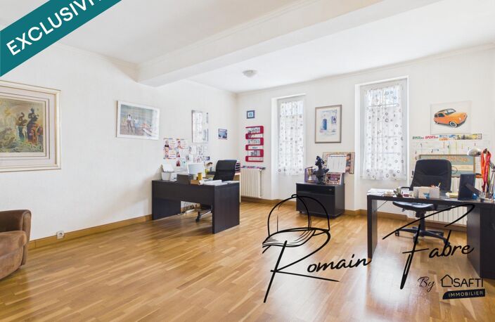 Immeuble de 630m2 comprenant un ensemble de locaux commerciaux de 360m2 ainsi qu'une maison avec 6 chambres — photo 4
