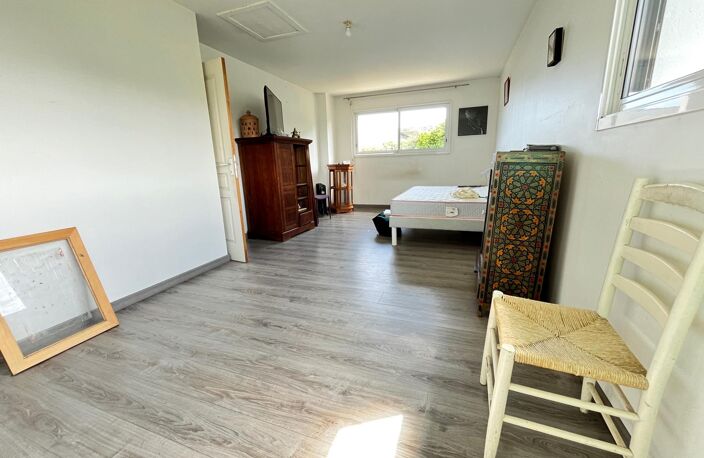 Maison d'habitation avec atelier professionnel — photo 2