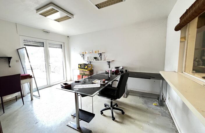 Maison d'habitation avec atelier professionnel — photo 4