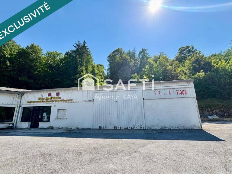 Local commercial — photo 1