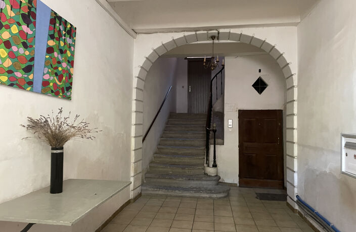 Petit appartement sur une place d'APT — photo 2