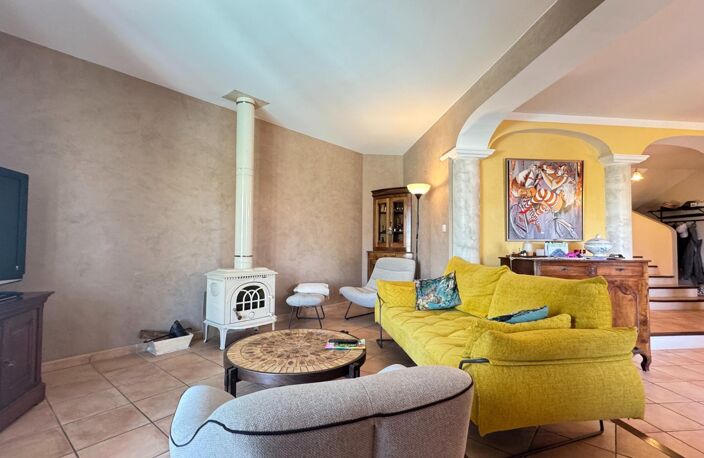 Maison Vue Ardèche, piscine, terrain constructible — photo 4