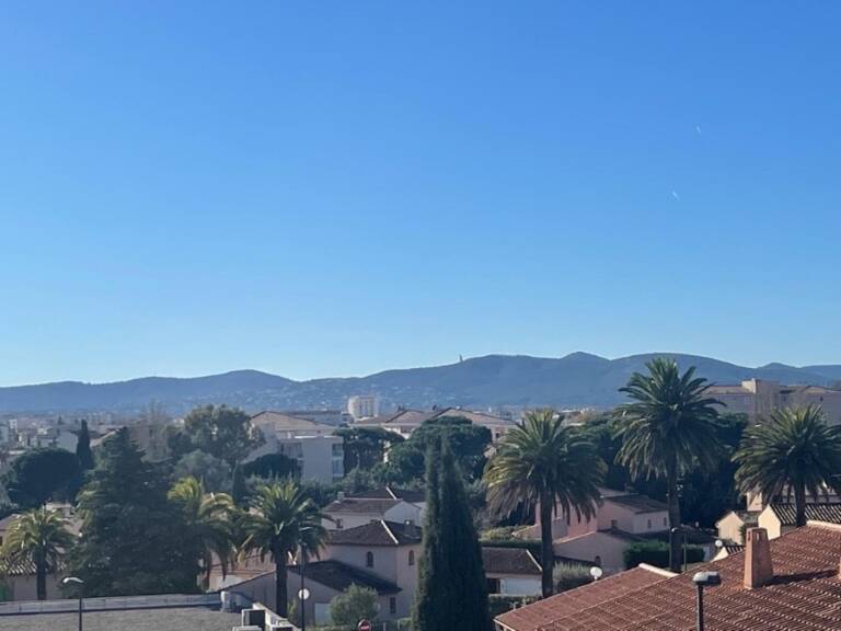 Fréjus appartement 2 pièces 47m2 dans résidence récente. — photo 1