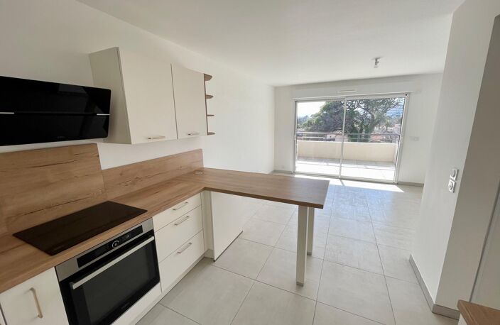 Fréjus appartement 2 pièces 47m2 dans résidence récente. — photo 2