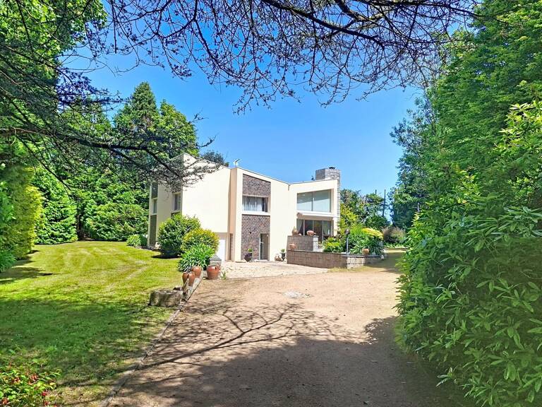 Propriété d'exception à Lannion  Maison d'architecte au cœur d'un parc d'un hectare avec étang — photo 1