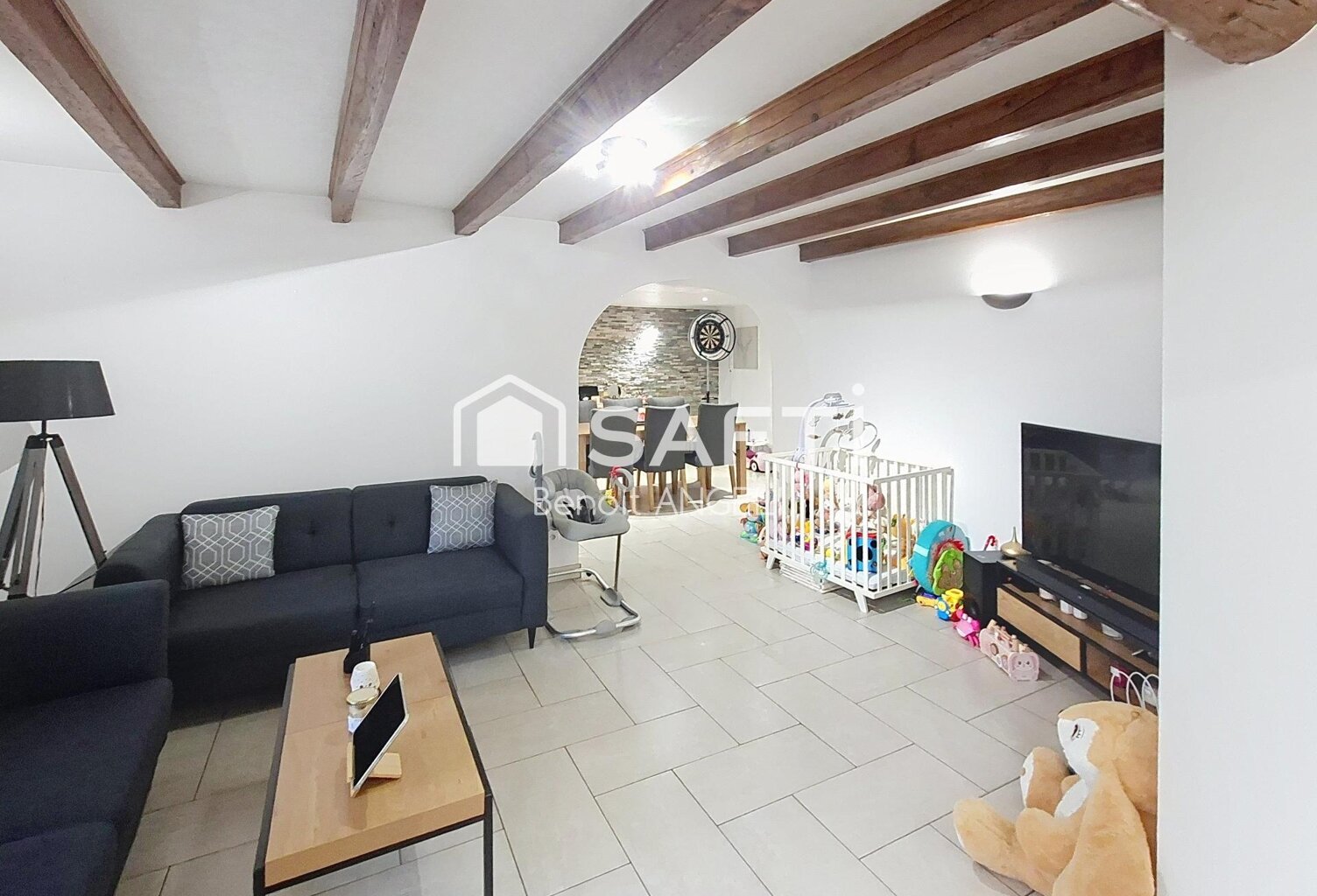 Très belle maison mitoyenne entièrement rénovée — photo 1