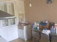 Maison de ville de 150 m² a finir de rénover, cuisine, salon, 4 chambres — photo 2
