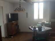 Maison de ville de 150 m² a finir de rénover, cuisine, salon, 4 chambres — photo 3