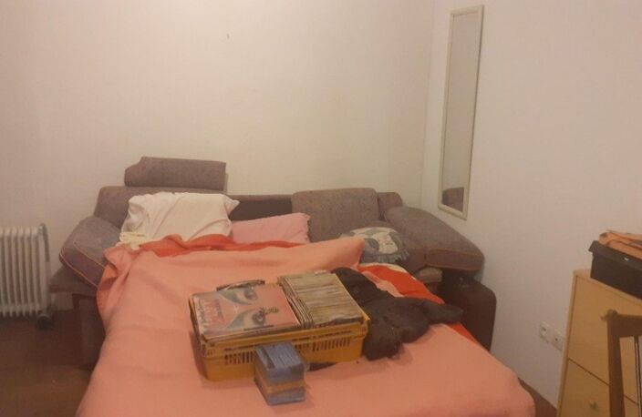 Maison de ville de 150 m² a finir de rénover, cuisine, salon, 4 chambres — photo 5