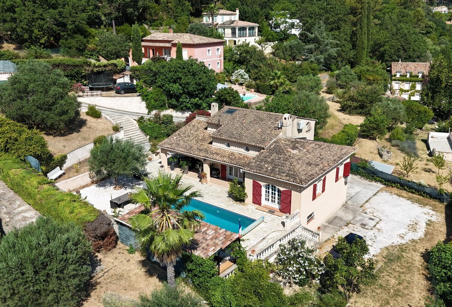 A vendre/ Maison de 144m² avec piscine. — photo 1