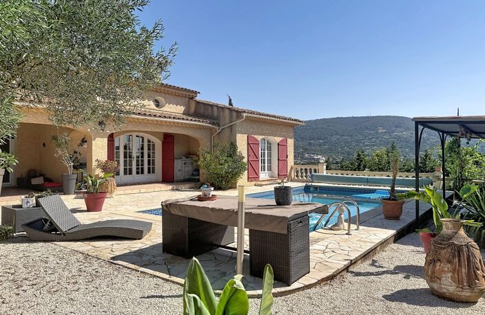 A vendre/ Maison de 144m² avec piscine. — photo 2