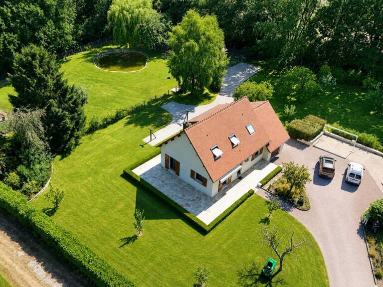 125m² Gonneville-Sur-Mer, 3 ch, 2 garages, Dépendance. — photo 1